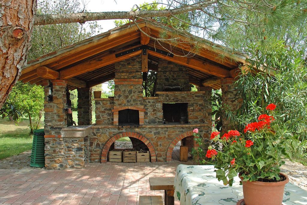 Agriturismo Podere Gozzuto Gavorrano Exteriör bild